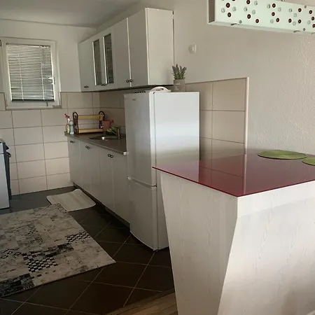 Stan Na Dan Memic Σαράγεβο